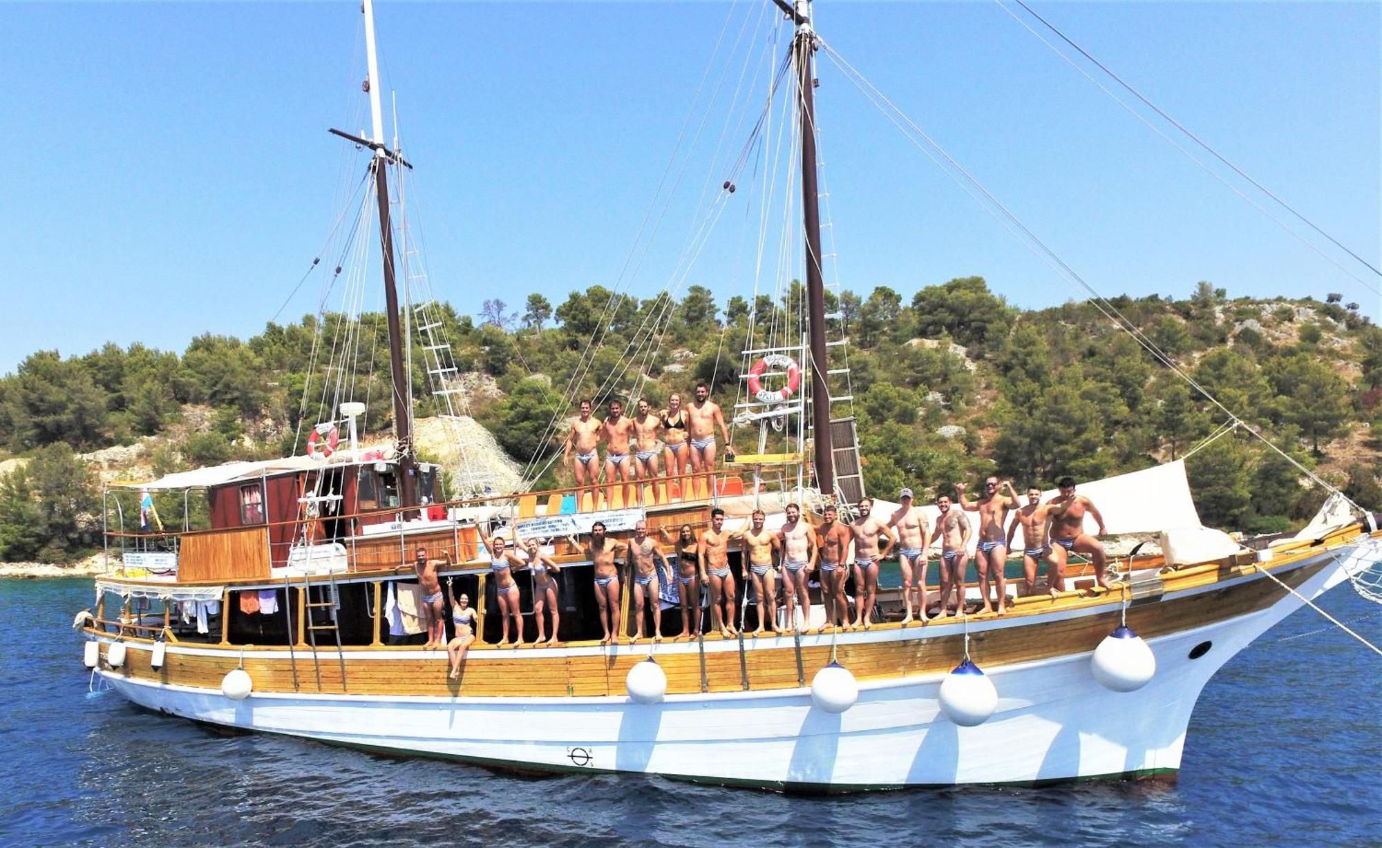 Hotel Rhythm Floating Accom - Spalato Esterno foto