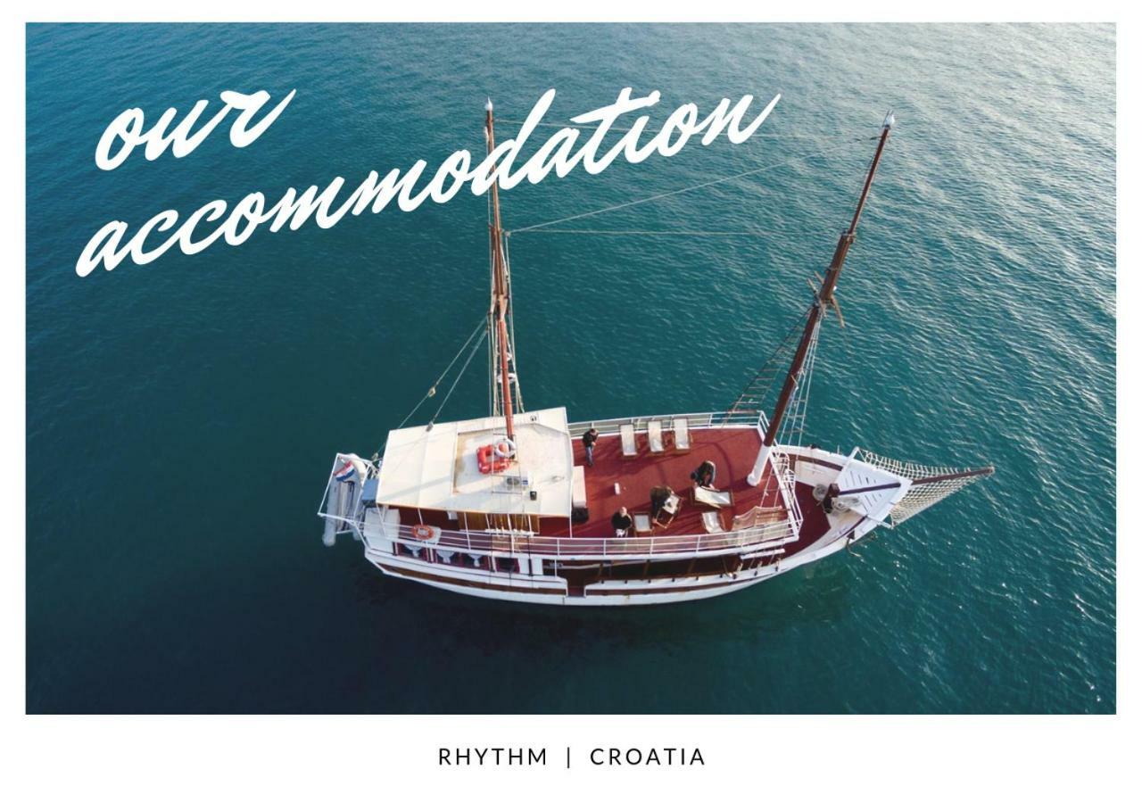 Hotel Rhythm Floating Accom - Spalato Esterno foto