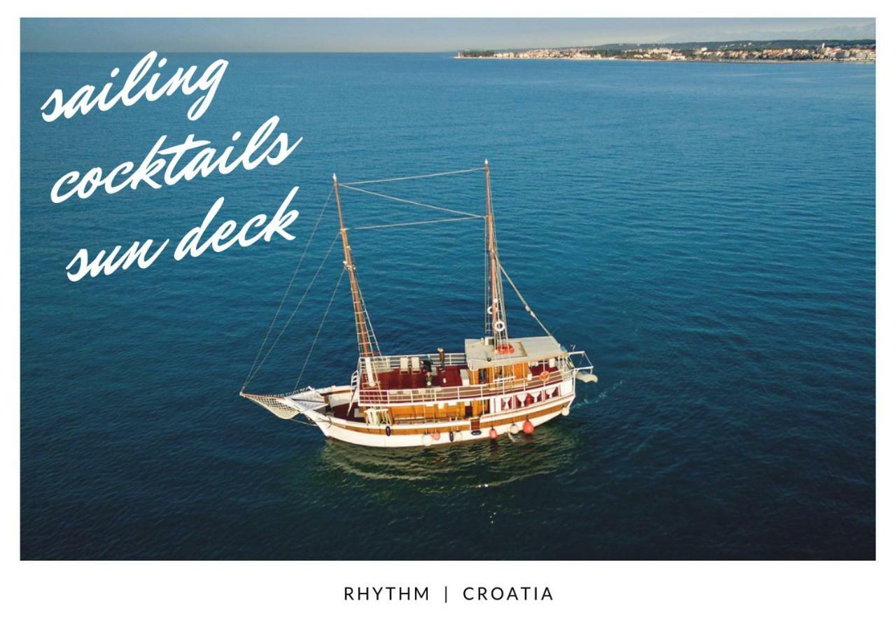 Hotel Rhythm Floating Accom - Spalato Esterno foto