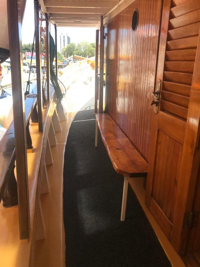 Hotel Rhythm Floating Accom - Spalato Esterno foto